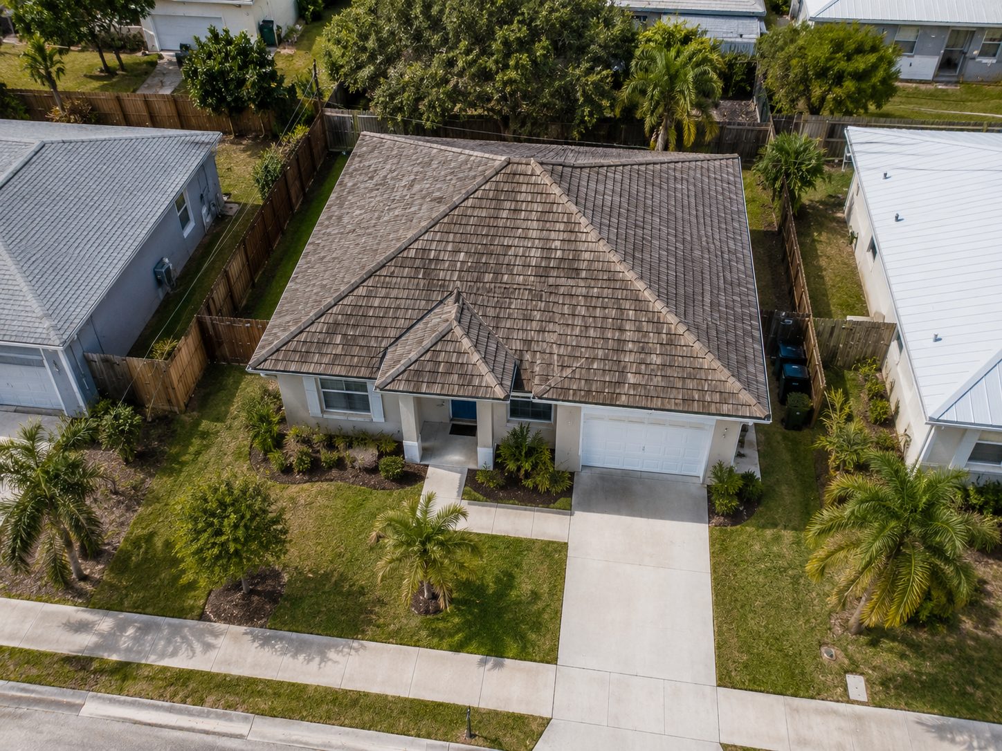 Construction & Remodeling in Brickell — Gold Star Roofing 4