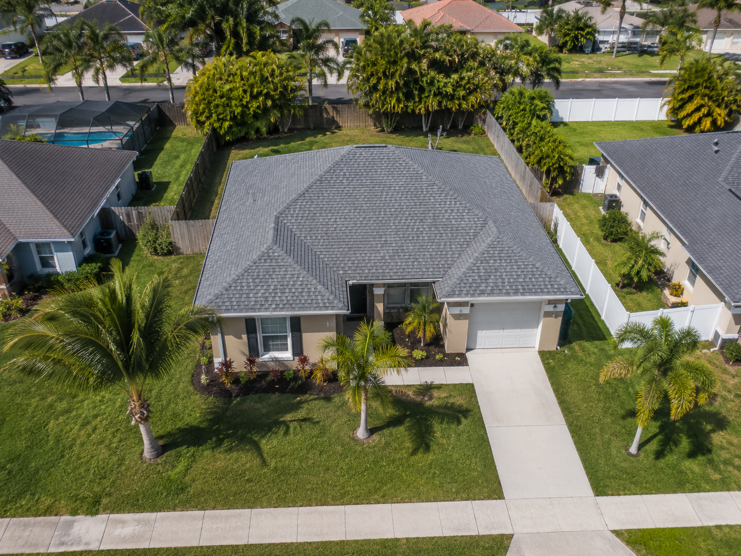 Construction & Remodeling in Brickell — Gold Star Roofing 7